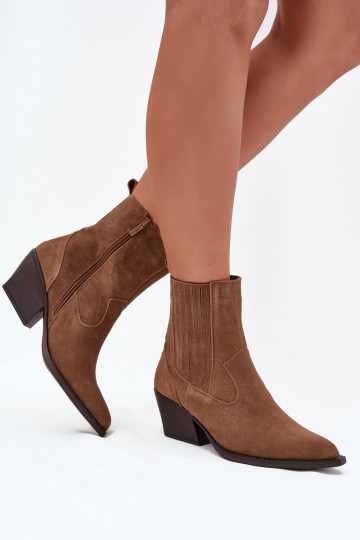 Botines de estilo cowboy de ante para mujeres con tacones forrados en color marrón Dylira