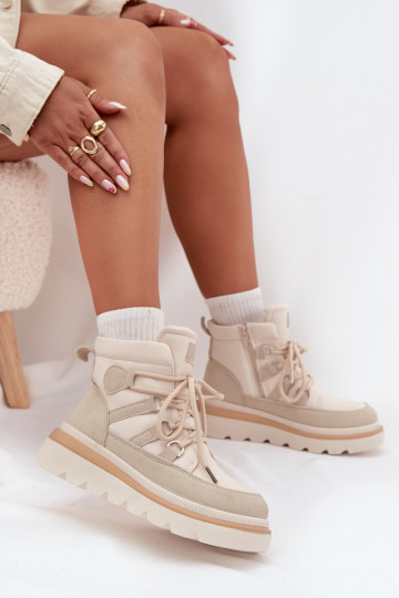 Botas de mujer con una plataforma color marfil Liorae