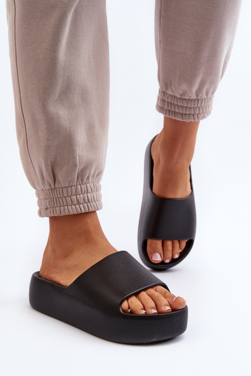 Femenino Zapatillas Sobre una suela gruesa de color negro Oreithano