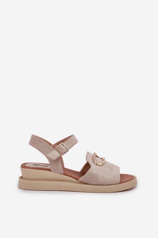 Sandalias de mujer con una plataforma con adornos beige Salianes
