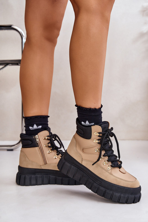 Femenino calentamiento Botas zapatos con una plataforma color marrón Jelenia