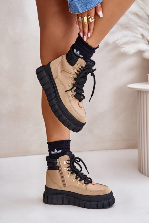 Femenino calentamiento Botas zapatos con una plataforma color marrón Jelenia