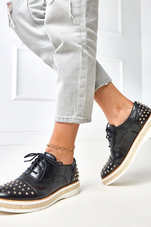 Botines de mujer con tachuelas Kamira Botines de mujer con tachuelas Kamira