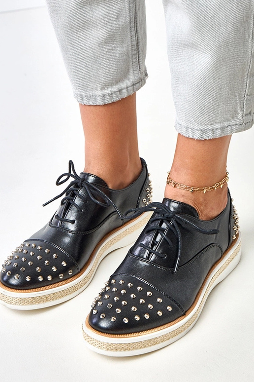 Botines de mujer con tachuelas Kamira Botines de mujer con tachuelas Kamira