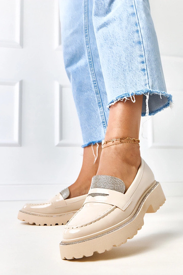 Mocasines beige de charol adornados con circonitas Laures 2