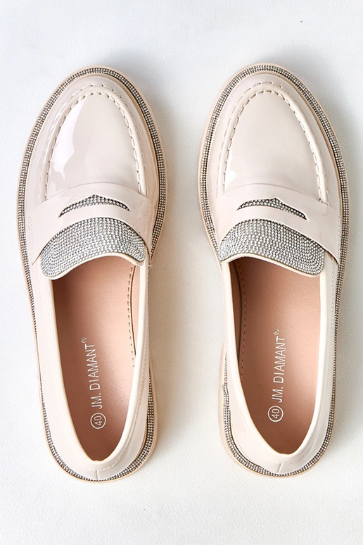 Mocasines beige de charol adornados...