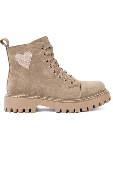 beige botas altas de montar con corazón i grubą podeszAą 2
