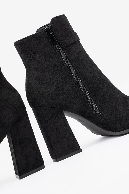 Estilo elegante de color negro zapatos z biżuteryjnym akcentem