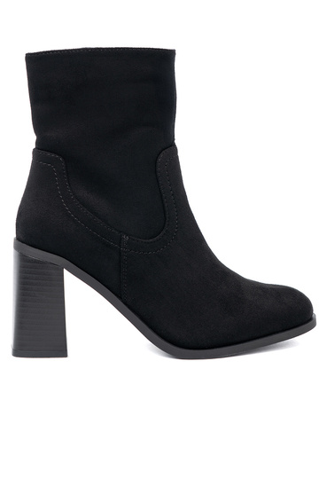 de color negro zapatos en tacones altos o klasycznym kroju 2