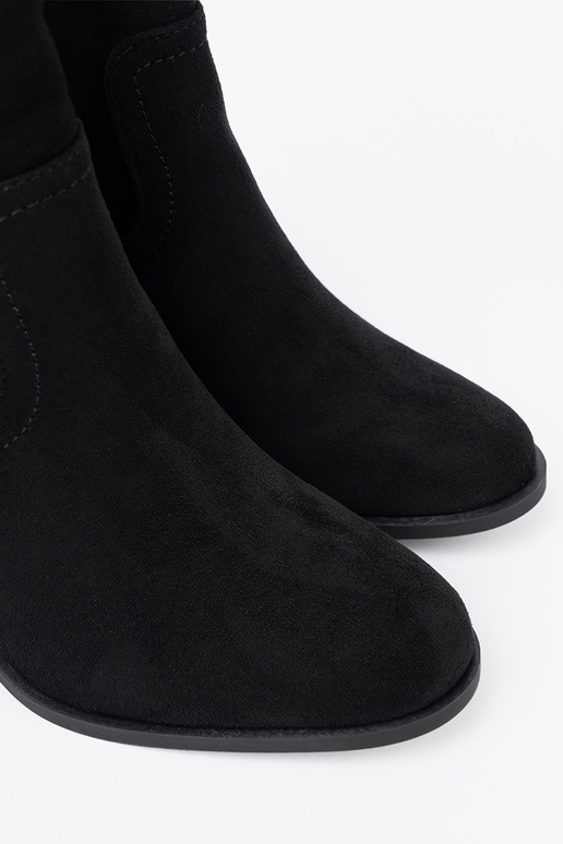 de color negro zapatos en tacones altos o klasycznym kroju