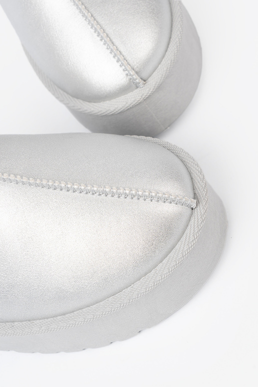 color plata Botas de nieve con un abrigo de piel i platformą