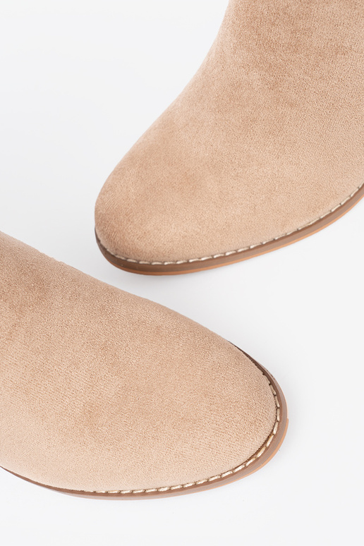 Estilo elegante zapatos beige con hebilla decorativa