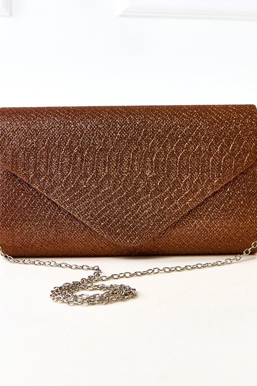 Bolso de mano en forma de sobre... Bolso de mano en forma de sobre...