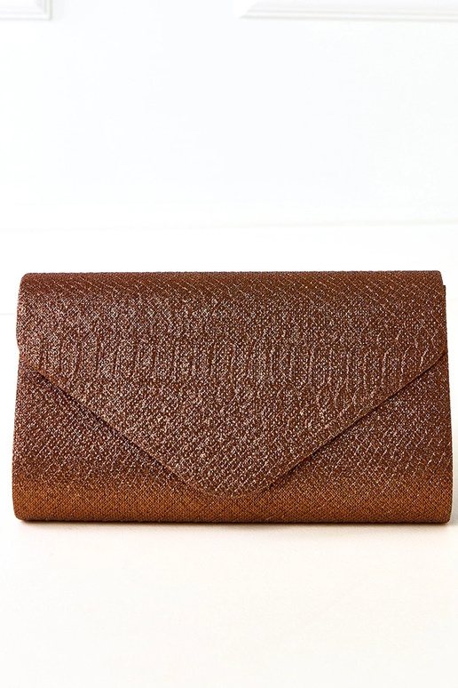 Bolso de mano en forma de sobre... Bolso de mano en forma de sobre...