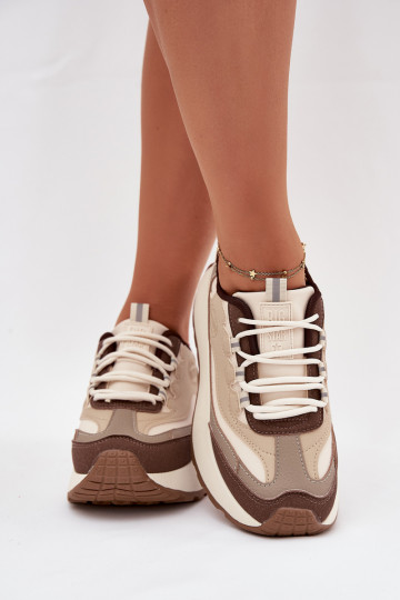 Zapatillas modelo zapatos. Femenino con una plataforma Big Star SS274002 HI-POLY SYSTEM beige 2