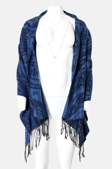 Bufanda marrón con flores...