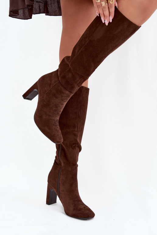 Botas altas acolchadas para mujeres con tacones, color chocolate "Zamira"