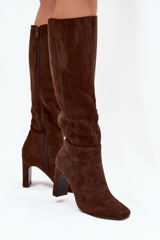 Botas altas acolchadas para mujeres con tacones, color chocolate "Zamira"