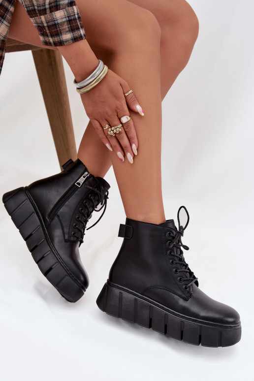 Piel calentamiento Botas de mujer con una plataforma Vinceza 66803 de color negro Piel calentamiento Botas de mujer con una plataforma Vinceza 66803 de color negro
