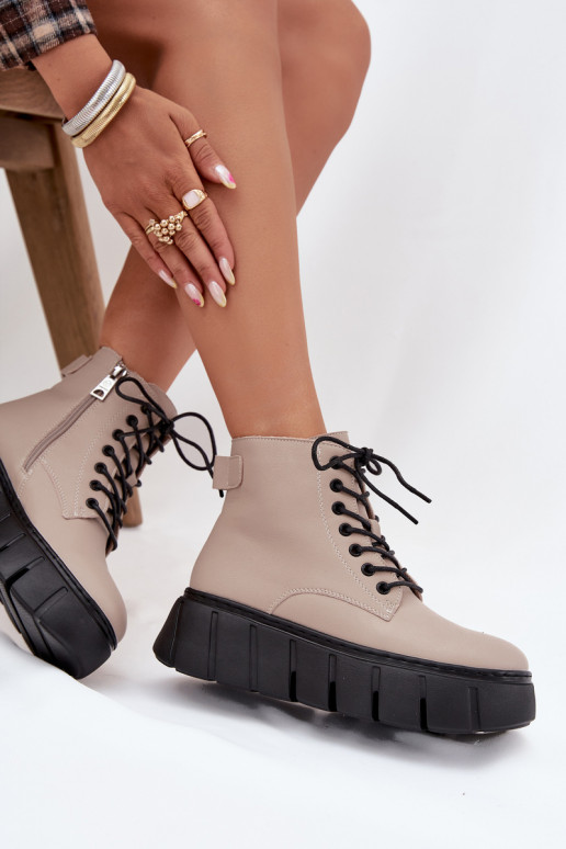 Piel calentamiento Botas de mujer con una plataforma Vinceza 66803 beige