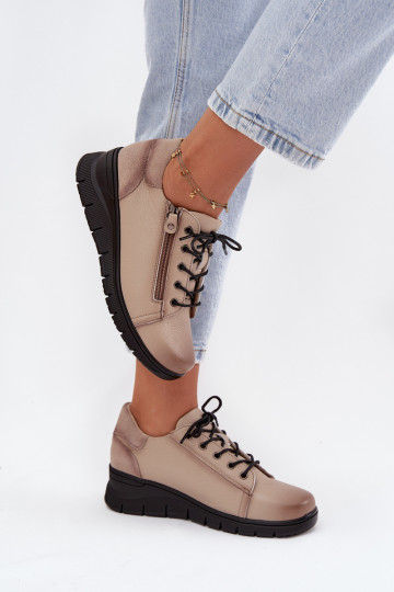 Piel zapatos Femenino en una cuña Vinceza 39964 beige