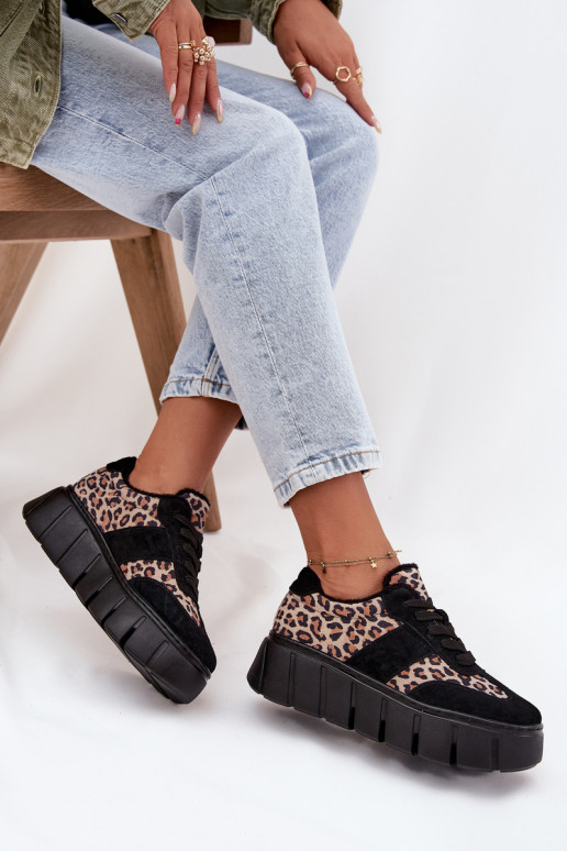 de gamuza calentamiento Zapatillas modelo zapatos. Femenino con una plataforma Vinceza 66841 con estampados de piel de leopardo 