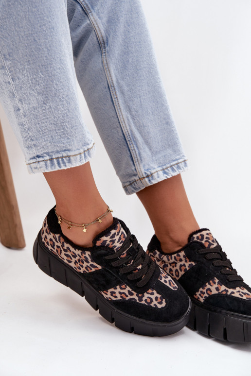 de gamuza calentamiento Zapatillas modelo zapatos. Femenino con una plataforma Vinceza 66841 con estampados de piel de leopardo 