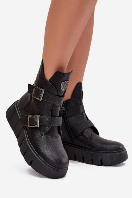 Piel calentamiento Botas de mujer con una plataforma con hebillas Vinceza 66842 de color negro