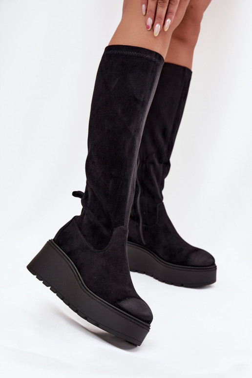 botas de mujer Contra el camino con una plataforma I Koturnie Vinceza 58342 de color negro