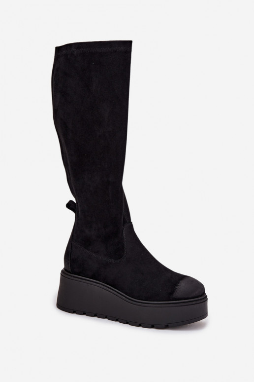 botas de mujer Contra el camino con una plataforma I Koturnie Vinceza 58342 de color negro