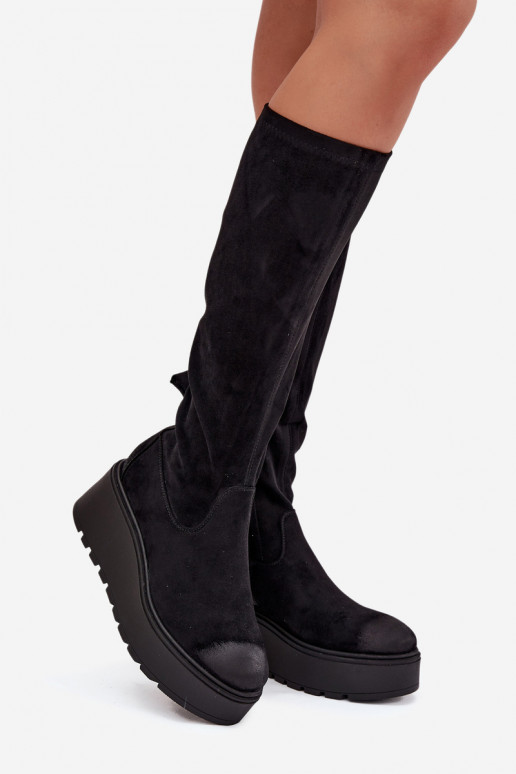 botas de mujer Contra el camino con una plataforma I Koturnie Vinceza 58342 de color negro