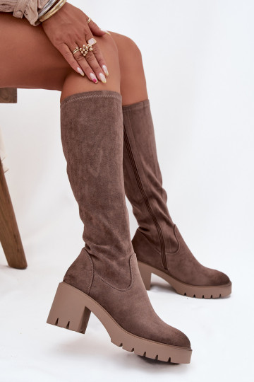 botas Contra el camino de gamuza ecológicaoAe con tacones Vinceza 58332 beige