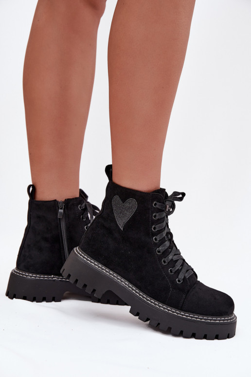 Botas de mujercon brillooAym con corazonesm de color negro Activadoriri