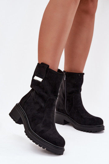 calentamiento Botas de mujer En un tacón bajo de color negro Mirellea 2