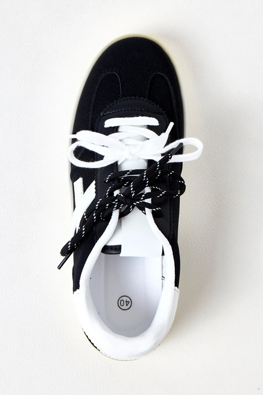 Zapatillas deportivas negras con...