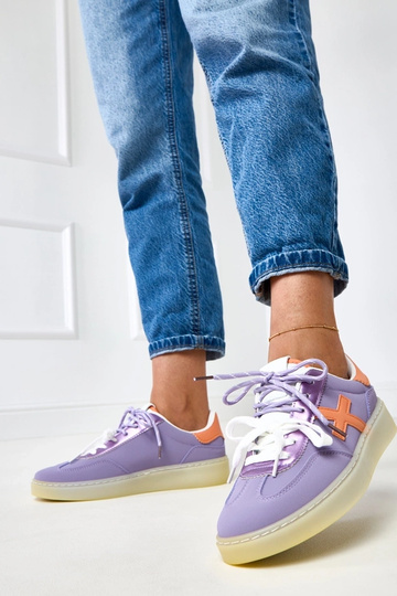 Zapatillas deportivas violetas con plataforma y detalle naranja Eriksen 2