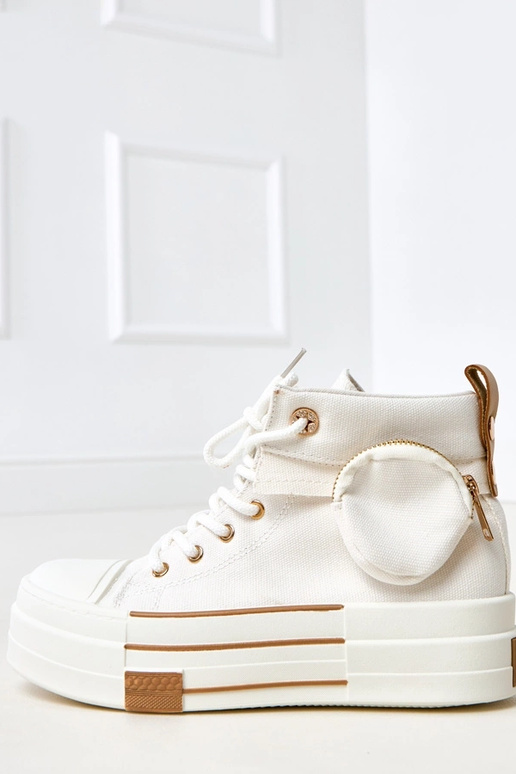 Zapatillas deportivas altas blancas...