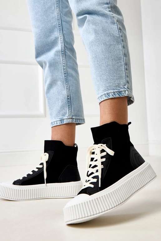 Zapatillas deportivas negras estilo...