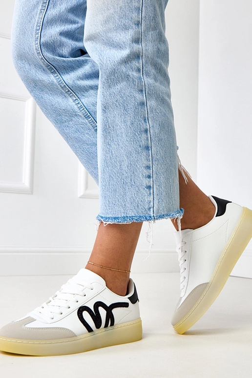 Zapatillas deportivas blancas con...