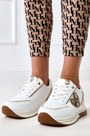 Zapatillas deportivas...