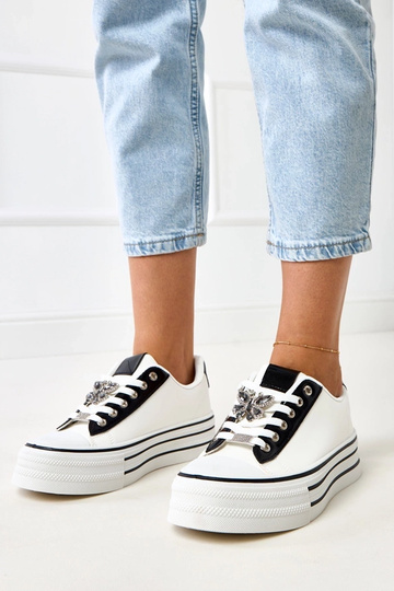 Zapatillas deportivas...