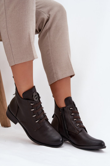 Botines acogedores marrones con ornamentos Nevalia