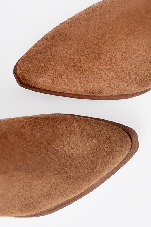 color marrón Zapatos de mujer o klasycznym kroju