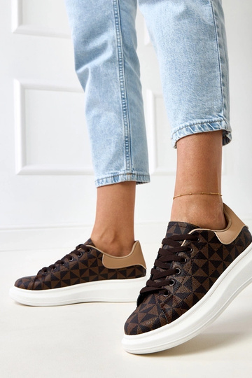 Zapatillas deportivas... 2