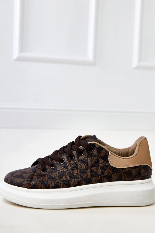 Zapatillas deportivas marrones con... Zapatillas deportivas marrones con...