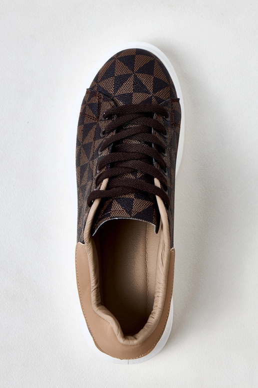 Zapatillas deportivas marrones con... Zapatillas deportivas marrones con...