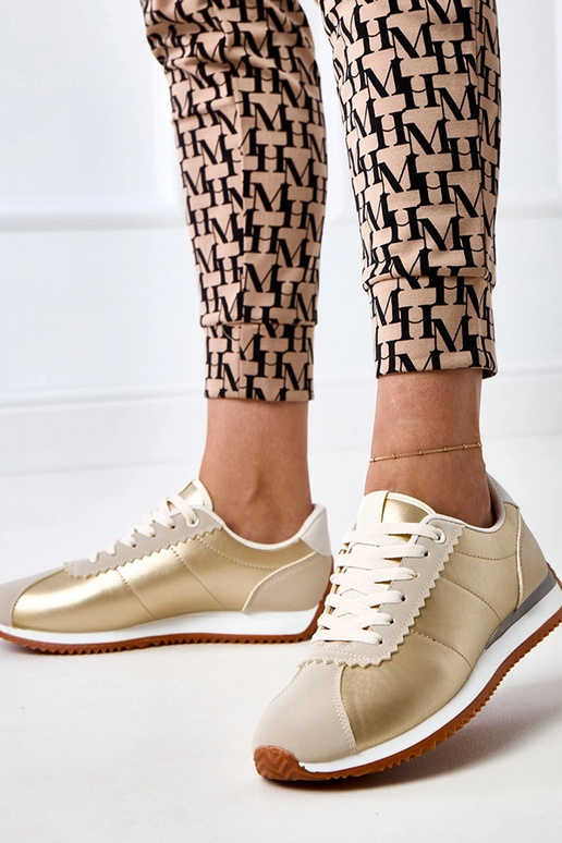 Zapatillas deportivas color arena con...