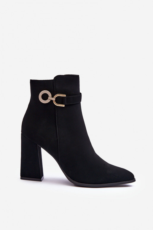 Piel Botas con tacones con adornos de color negro Lymall