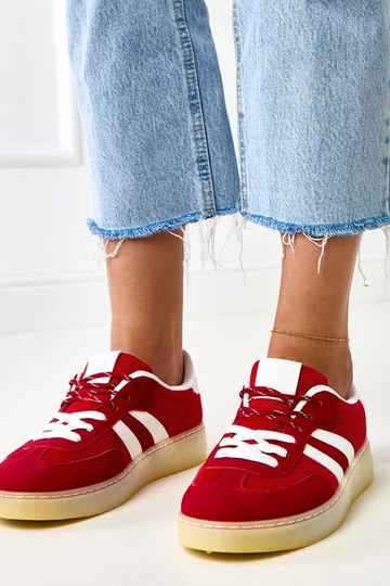Zapatillas deportivas rojas de malla con inserto blanco Weka