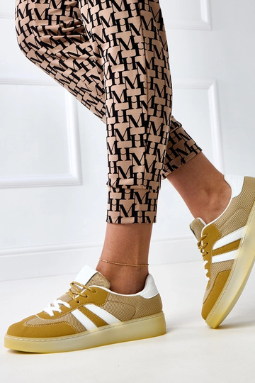 Zapatillas deportivas amarillas de malla con inserto blanco Weka 2